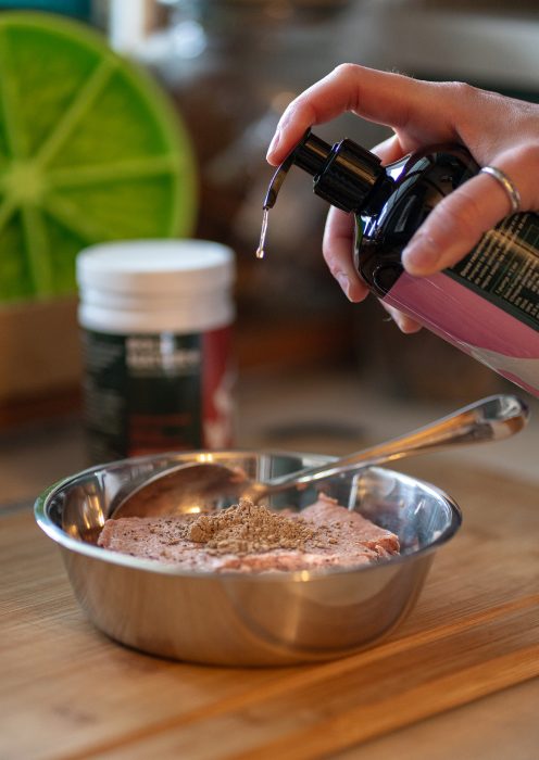 Salmon-Oil-Dripping-into-bowl